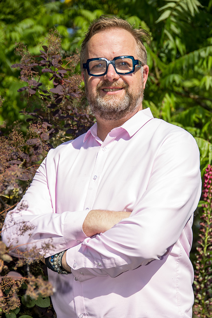 Karl Mortier is de verbinder