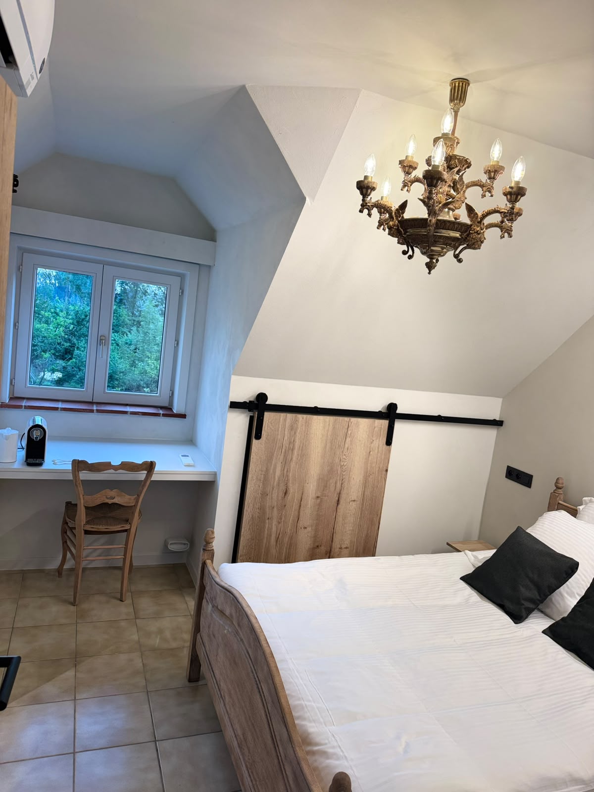 Kamer 2 met airconditioning
